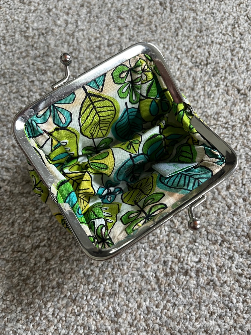 Vera Bradley Leaf Print Kiss-Lock Coin Purse in Green